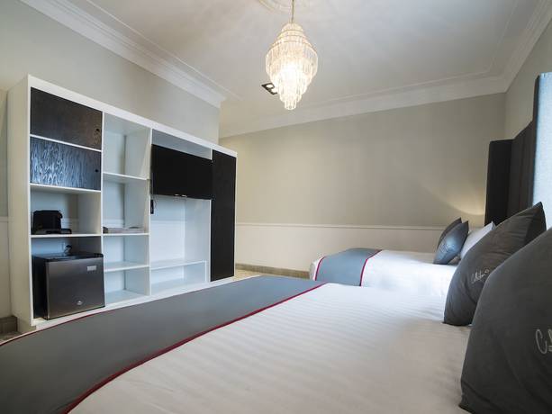 Imagen de la habitación del Hotel Business Real 500. Foto 13