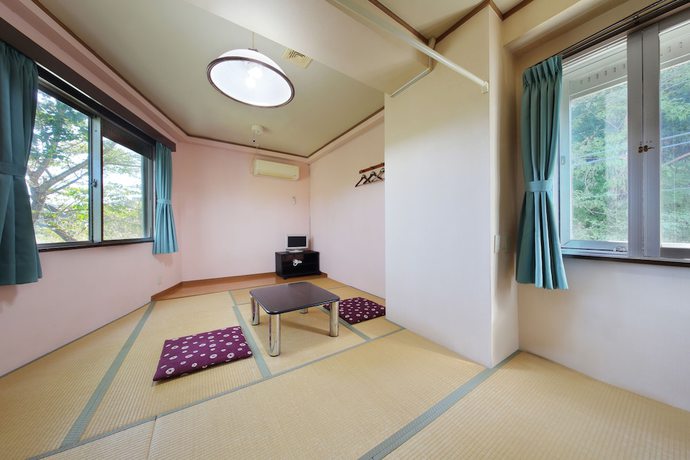 Imagen de la habitación del Hotel Business Ryokan Otamaya. Foto 12