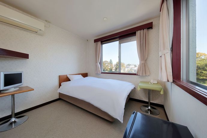 Imagen de la habitación del Hotel Business Ryokan Otamaya. Foto 15
