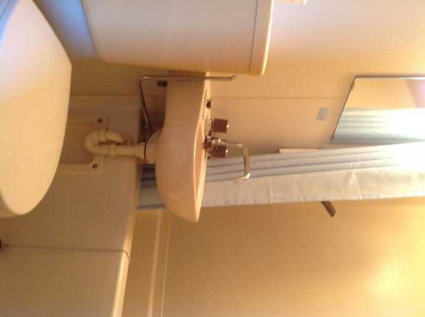 Imagen de la habitación del Hotel Business Sakai. Foto 10