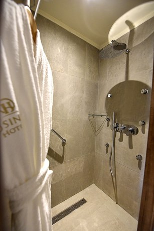 Imagen de la habitación del Hotel Business Sfax. Foto 9