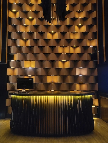 Imagen de los interiores del Hotel Business Suites Mine. Foto 17
