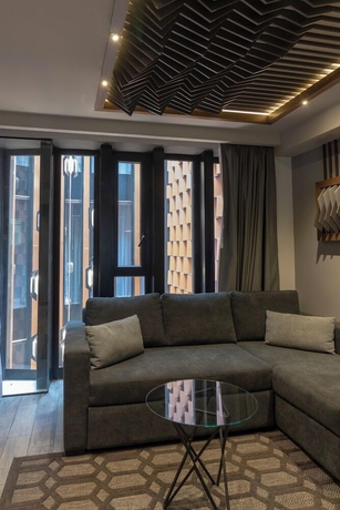 Imagen de la habitación del Hotel Business Suites Mine. Foto 9