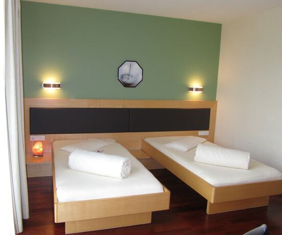 Imagen general del Hotel Business Valerian. Foto 2
