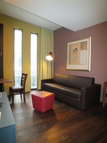 Imagen de la habitación del Hotel Business Valerian. Foto 12