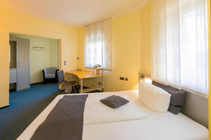 Imagen de la habitación del Hotel Business Vital. Foto 2