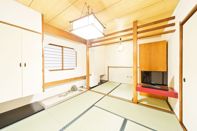 Imagen de la habitación del Hotel Business Yamashiro. Foto 4