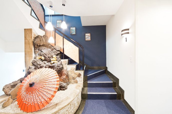 Imagen de los interiores del Hotel Business Yamashiro. Foto 17