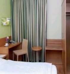 Imagen general del Hotel Business and Budget Tessin. Foto 3