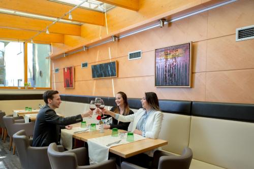 Imagen general del Hotel Business-Stockinger. Foto 16