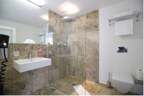 Imagen de la habitación del Hotel Businesshotel Lux. Foto 3