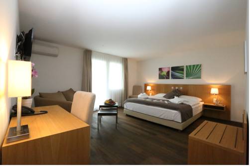 Imagen de la habitación del Hotel Businesshotel Lux. Foto 12