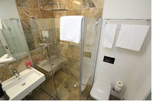 Imagen de la habitación del Hotel Businesshotel Lux. Foto 16