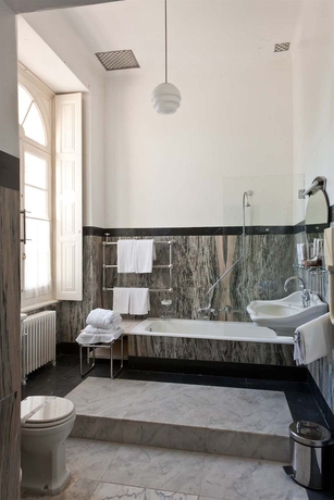 Imagen de la habitación del Hotel Bussaco Palace. Foto 2