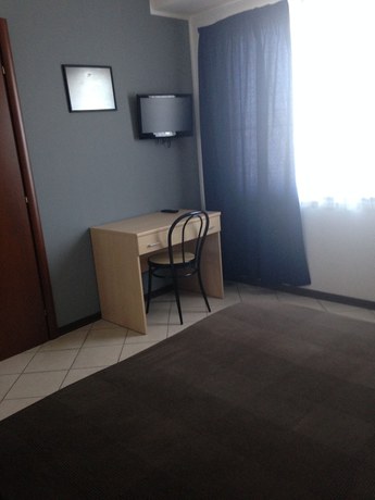 Imagen de la habitación del Hotel Bussana. Foto 2