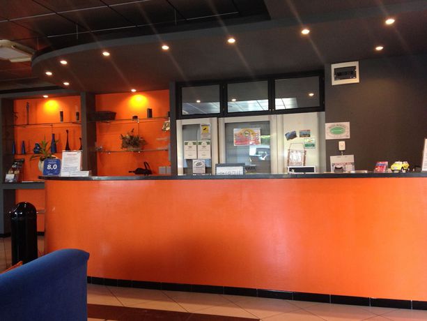 Imagen de los interiores del Hotel Bussana. Foto 16