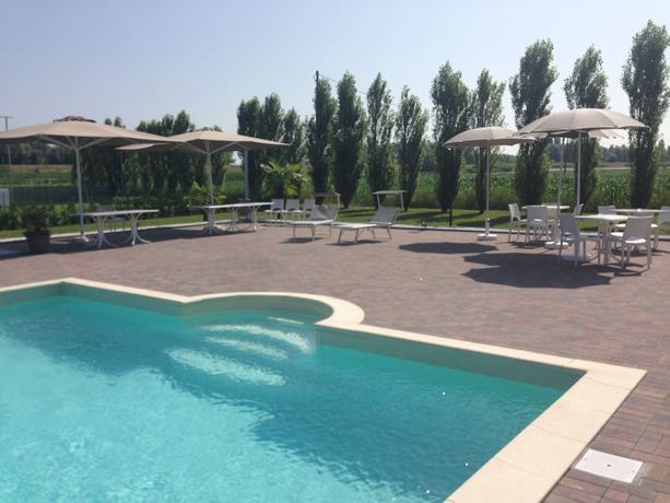 Imagen general del Hotel Bussana. Foto 1