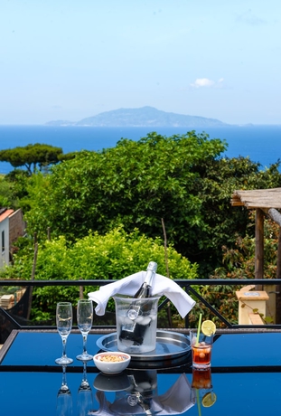 Imagen de los interiores del Hotel Bussola. Foto 13