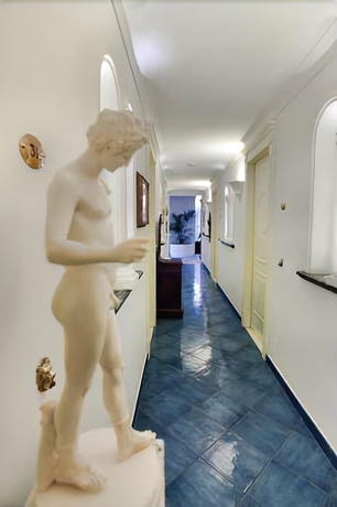 Imagen de los interiores del Hotel Bussola. Foto 14