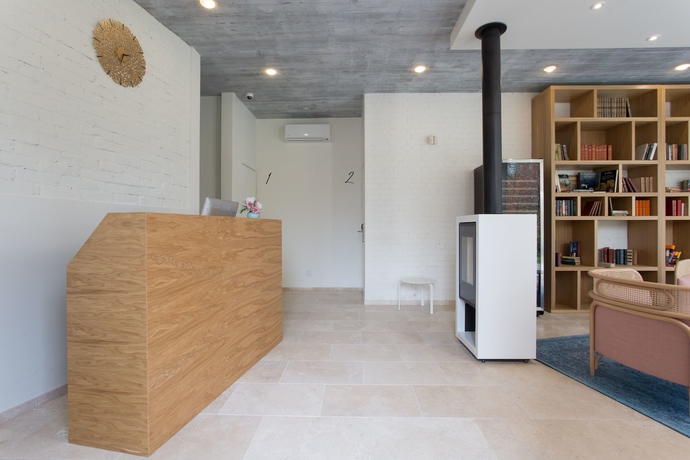 Imagen de los interiores del Hotel Butik 12. Foto 16