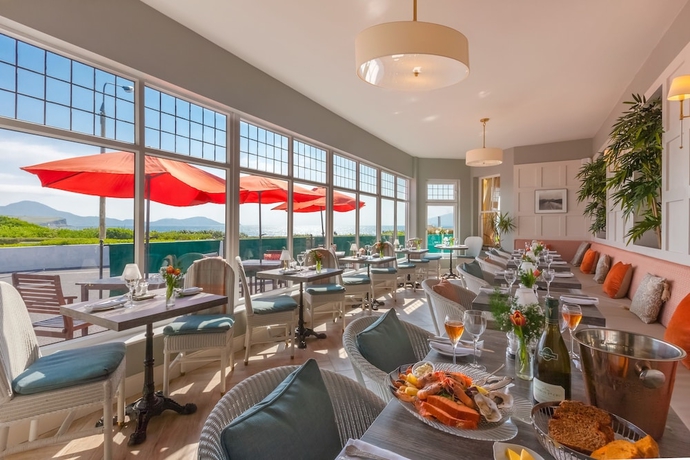 Imagen de los interiores del Hotel Butler Arms. Foto 16