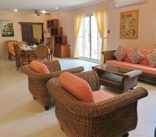 Imagen general del Hotel Butterfly Garden Boutique Residences By Luxury View. Foto 11