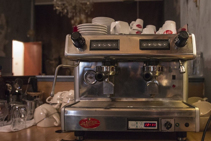 Imagen del bar/restaurante del Hotel Butterfly Home Danube. Foto 2