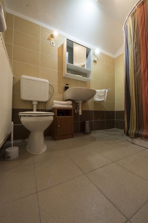 Imagen de la habitación del Hotel Butterfly Home Danube. Foto 12