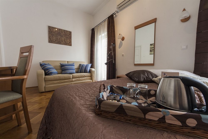 Imagen de la habitación del Hotel Butterfly Home Danube. Foto 13