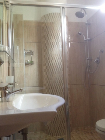 Imagen de la habitación del Hotel Butterfly & YoUnique Spa. Foto 10