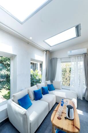 Imagen de la habitación del Hotel Butterfy Seaview Resort Villa. Foto 14