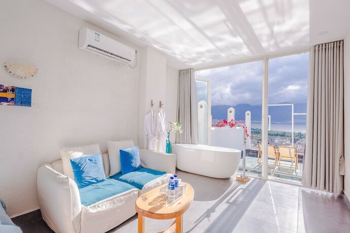 Imagen de la habitación del Hotel Butterfy Seaview Resort Villa. Foto 15