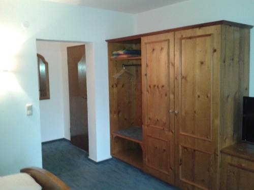 Imagen de la habitación del Hotel Büchner Garni. Foto 9