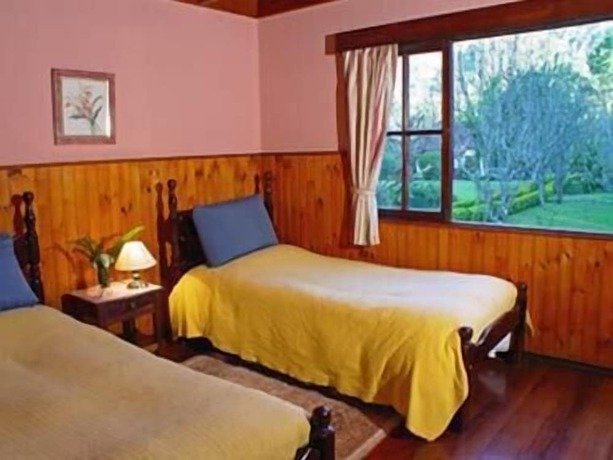 Imagen de la habitación del Hotel B&uuml;hler. Foto 8
