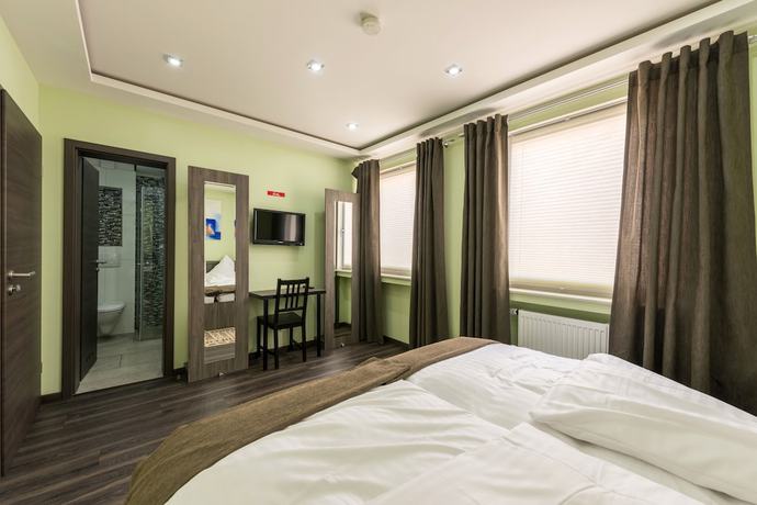 Imagen de la habitación del Hotel B&uuml;rgerhofhotel K&ouml;ln. Foto 5
