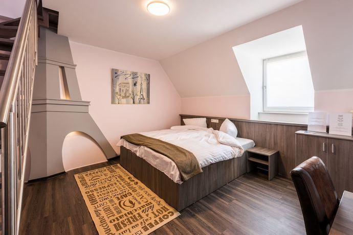 Imagen de la habitación del Hotel B&uuml;rgerhofhotel K&ouml;ln. Foto 7