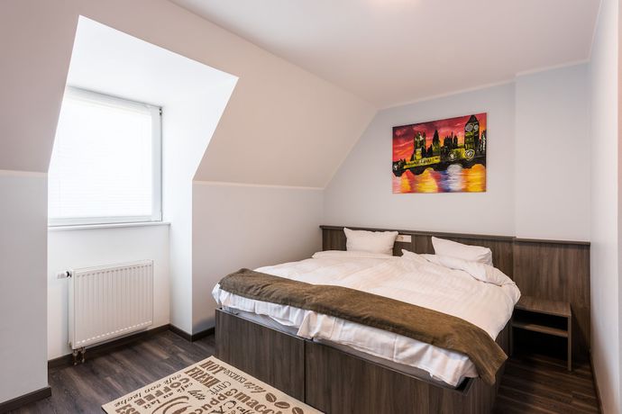 Imagen de la habitación del Hotel B&uuml;rgerhofhotel K&ouml;ln. Foto 15