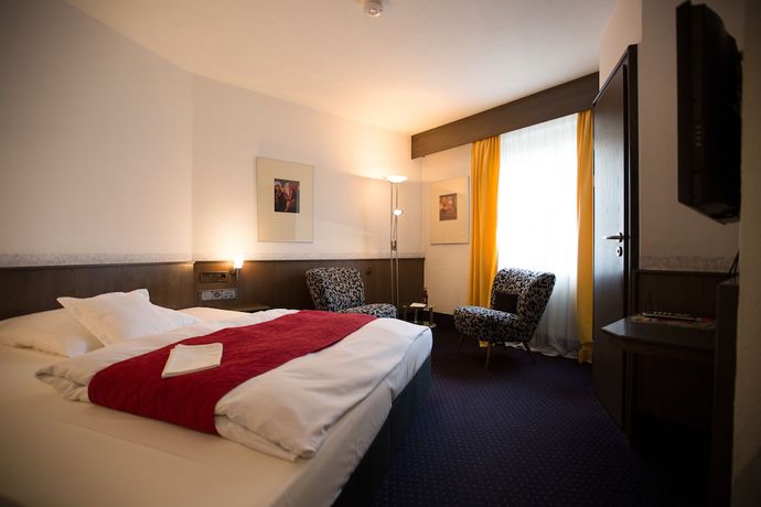 Imagen de la habitación del Hotel B&uuml;rkle, Fellbach. Foto 4