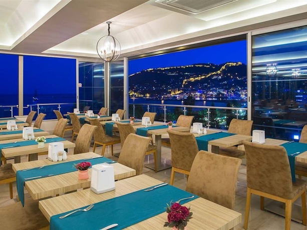 Imagen general del Hotel Büyük. Foto 8