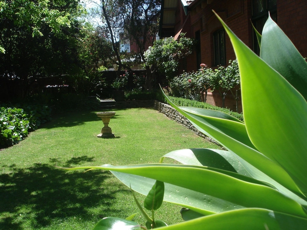 Imagen de los exteriores del Hotel Buxton Manor. Foto 12