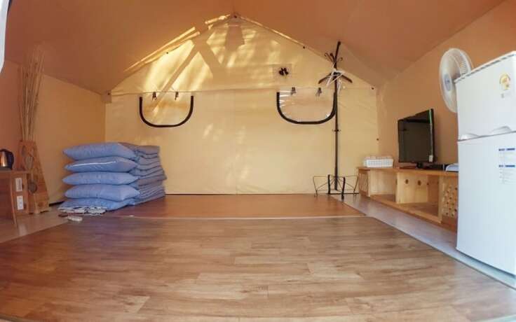 Imagen de la habitación del Hotel Buye Glamping Pan. Foto 11