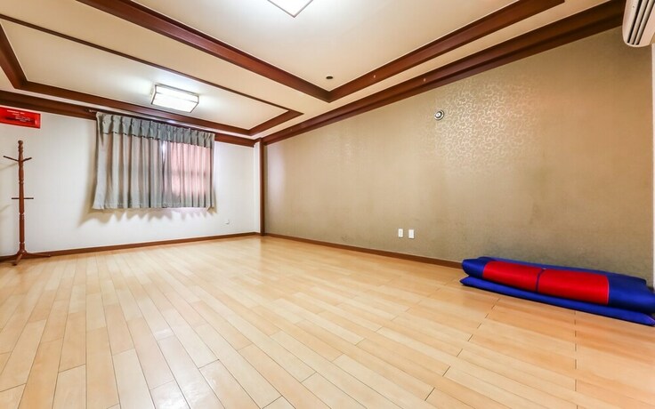 Imagen de la habitación del Hotel Buye Myungjin. Foto 15