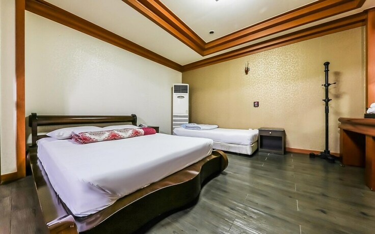 Imagen de la habitación del Hotel Buye Myungjin. Foto 36