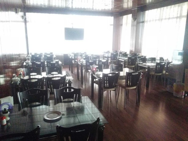 Imagen del bar/restaurante del Hotel Buyuk Akcay. Foto 2