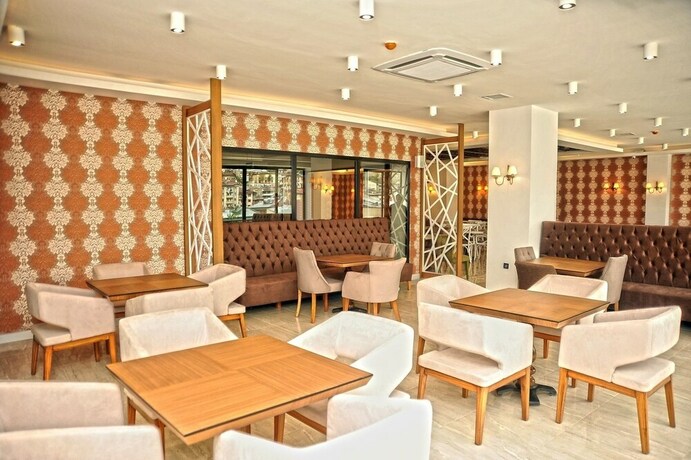 Imagen del bar/restaurante del Hotel Buyuk Bayburt. Foto 6