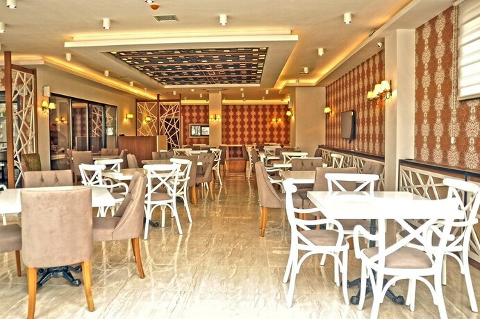 Imagen del bar/restaurante del Hotel Buyuk Bayburt. Foto 8