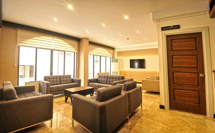 Imagen de los interiores del Hotel Buyuk Bayburt. Foto 17