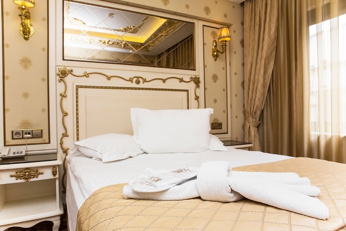 Imagen de la habitación del Hotel Buyuk Hamit. Foto 6