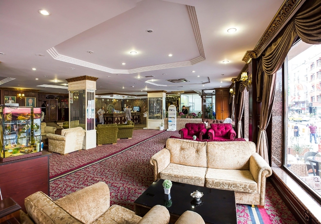 Imagen de los interiores del Hotel Buyuk Hamit. Foto 19