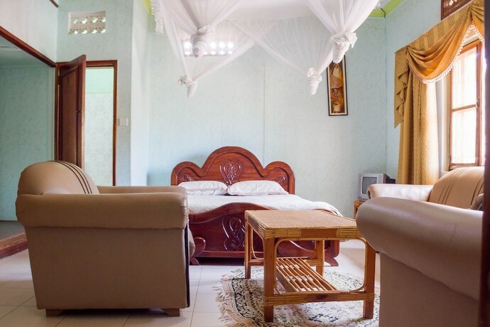 Imagen general del Hotel Buziga Country Resort. Foto 7